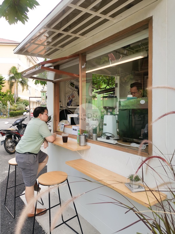 ใกล้ชิดบาริสต้าร้านลมเหนือ Specialty Coffee กาแฟสกัดด้วยเครื่อง ARAM ซ.เทอดไท 60 ภาษีเจริญ